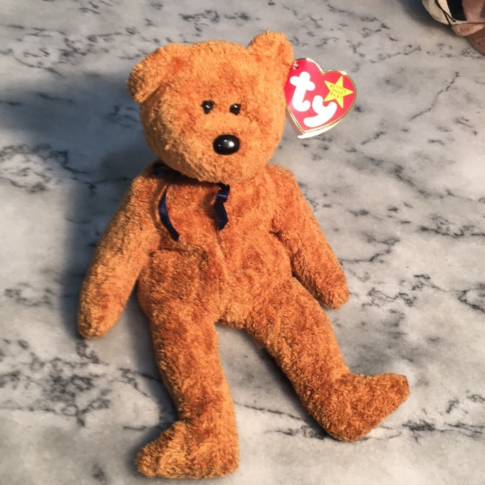 Ty, Beanie baby Collection.Fuzz The bear. Rare